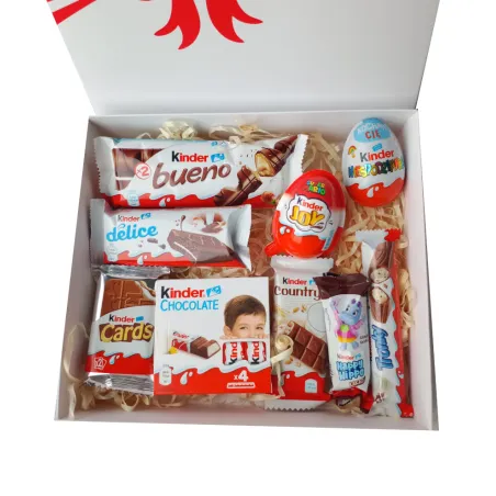 ZESTAW PREZENTOWY KINDERLANDIA MARZEŃ – Magiczne Słodycze Kinder na Święta!